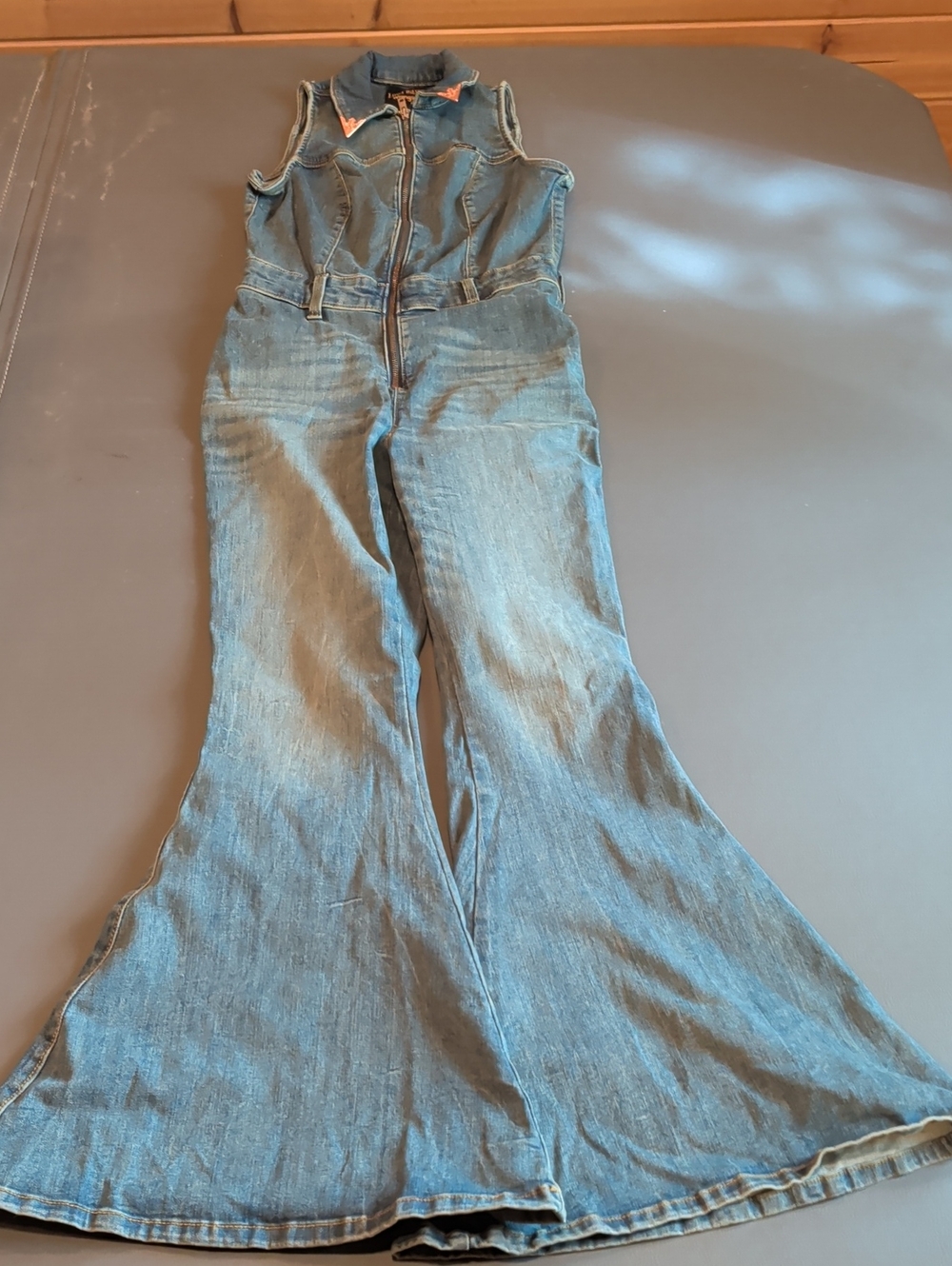 Lainey Wilson Wrangler Blue Denim Flare Jumpsuit with Copper Collar Accents
